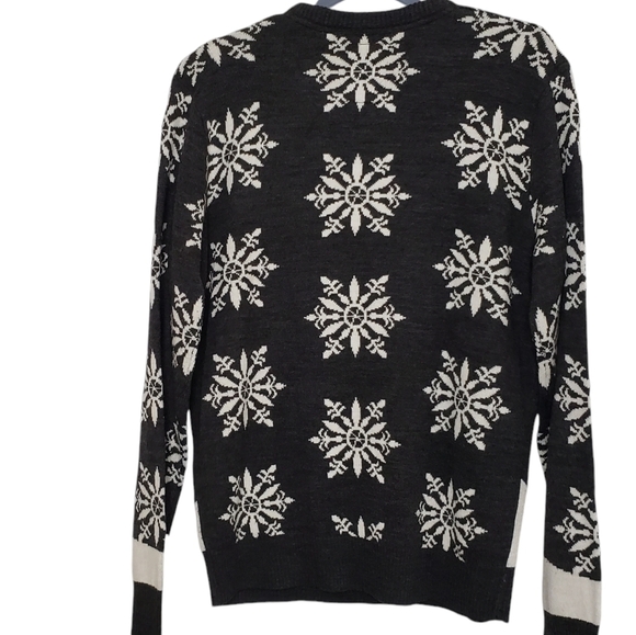 Brave Soul Ugly Christmas Sweater Sz Large Charcoal Grey Snowflakes Santa Unisex - Picture 11 of 12